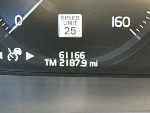 Used 2022 Volvo XC90 T8 Inscription w/ Lounge Package AWD/4WD image 25