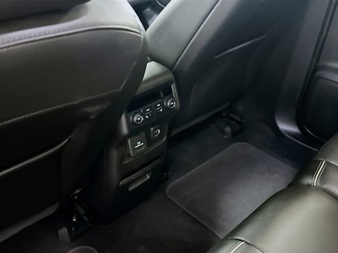 Used 2019 GMC Acadia Denali image 26