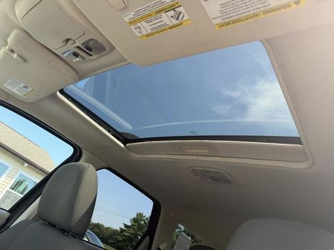Used 2010 Ford Escape XLT AWD/4WD image 18