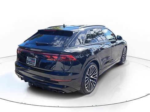 New 2026 Audi SQ8 Prestige image 4