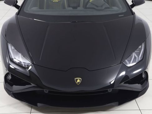 Used 2023 Lamborghini Huracan EVO image 92