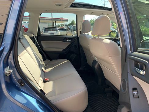 Used 2017 Subaru Forester 2.5i Limited AWD/4WD image 33