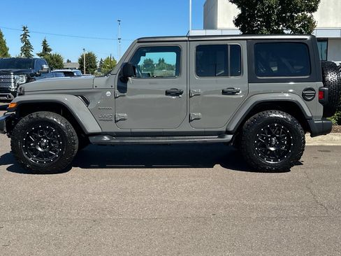 Used 2020 Jeep Wrangler Unlimited Sahara AWD/4WD image 7