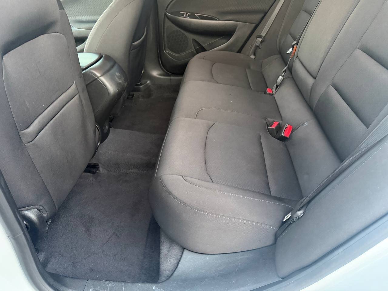 Used 2018 Chevrolet Malibu LS FWD image 17