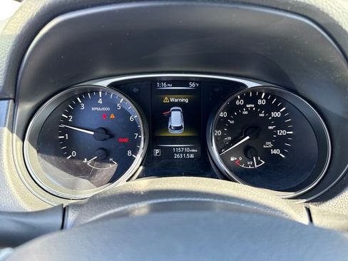 Used 2016 Nissan Rogue S w/ Appearance Package image 6