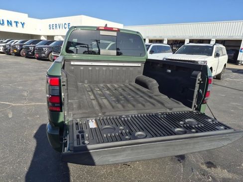 Used 2023 Nissan Frontier PRO-4X w/ Pro Convenience Package image 9
