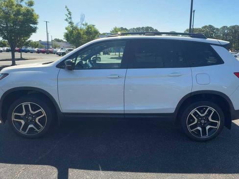 Certified 2023 Honda Passport Elite image 5