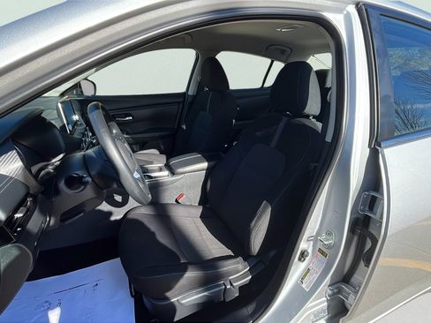 Used 2023 Nissan Sentra SV image 15
