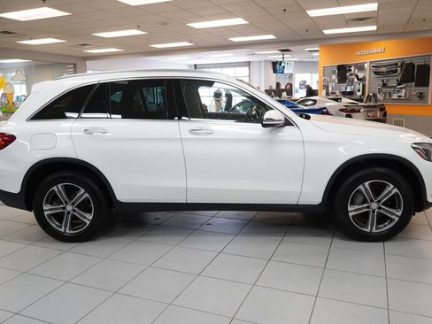 Used 2017 Mercedes-Benz GLC 300 4MATIC image 14