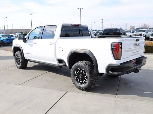 New 2026 GMC Sierra 2500 AT4X AWD/4WD image 4