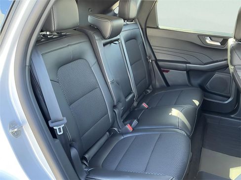 Certified 2026 Ford Escape SE image 19