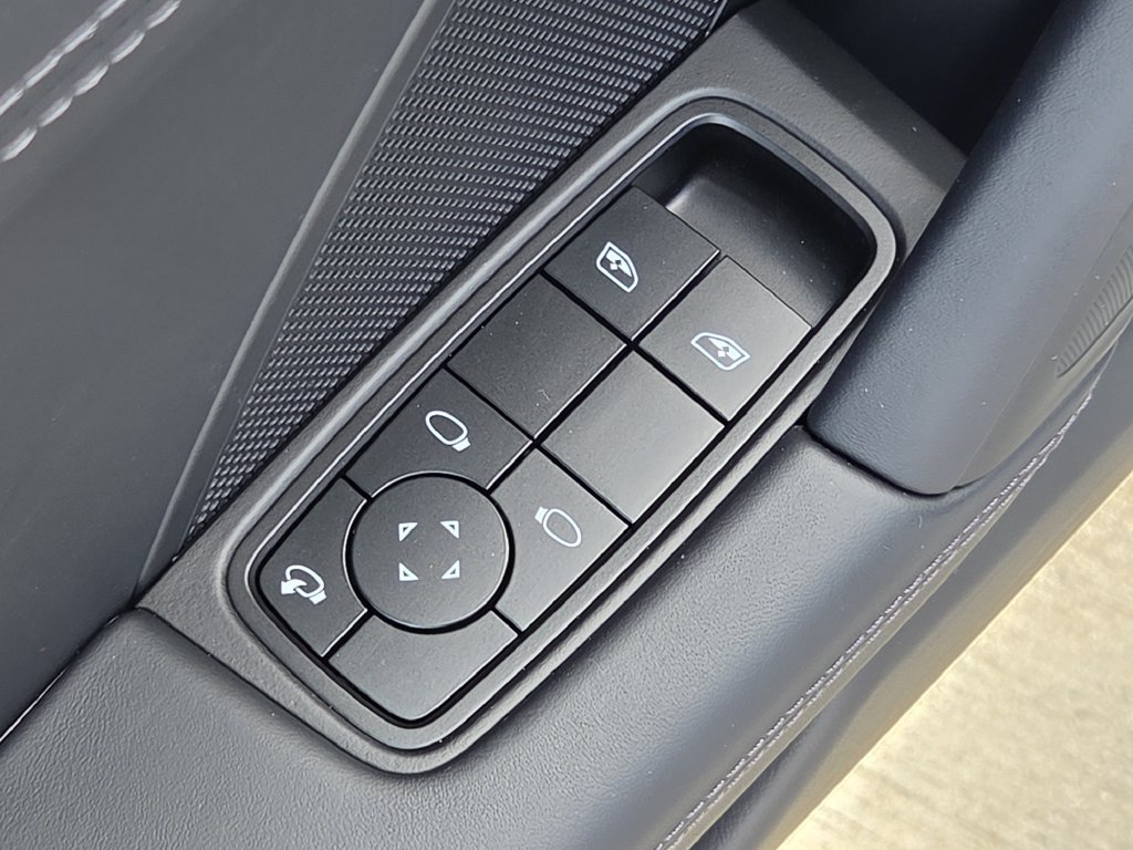 Used 2025 Porsche 911 Carrera S RWD image 32