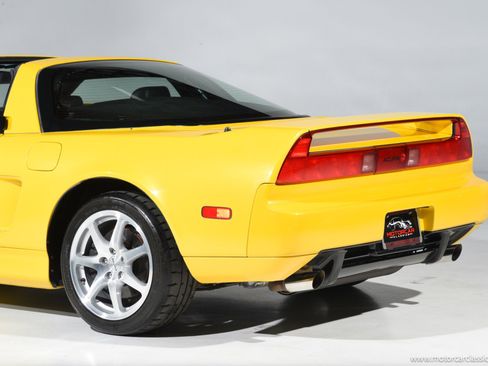 Used 1997 Acura NSX T RWD image 15