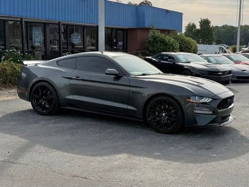 Used 2019 Ford Mustang GT w/ Equipment Group 301A RWD image 8