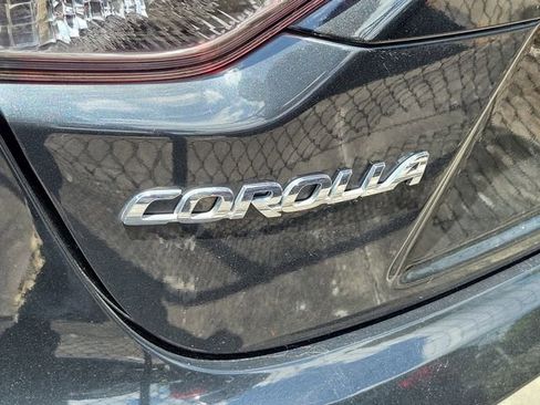 Used 2020 Toyota Corolla LE FWD image 4
