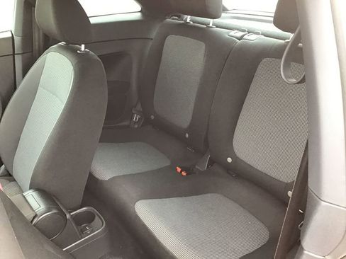 Used 2019 Volkswagen Beetle 2.0T S image 17