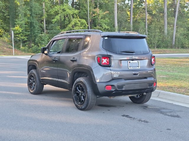 Used 2018 Jeep Renegade Sport w/ Power & Air Group AWD/4WD image 3