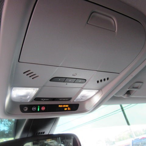 Used 2022 Chevrolet Blazer LT FWD image 21