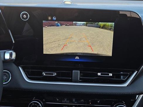 New 2026 Chevrolet Equinox LT image 16