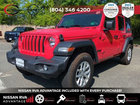 Used 2023 Jeep Wrangler Sport S image 9