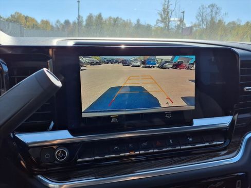 Used 2025 Chevrolet Silverado 1500 LT image 21