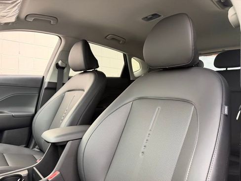 New 2026 Hyundai Kona SEL Premium image 5