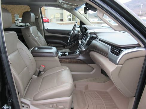 Used 2016 Chevrolet Tahoe LT image 14