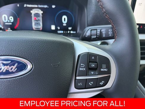 New 2026 Ford Explorer Active AWD/4WD image 21