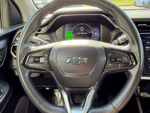 Used 2023 Chevrolet Bolt EUV LT image 27