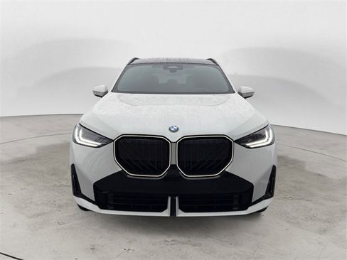 New 2026 BMW X3 xDrive30 w/ M Sport Package image 2