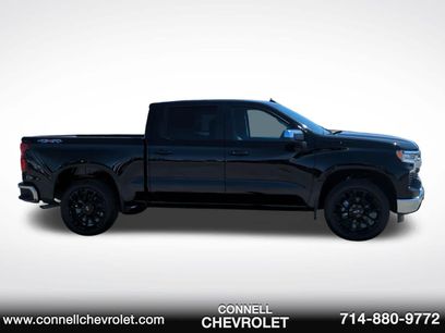New 2026 Chevrolet Silverado 1500 LT w/ LPO, Dark Essentials Package