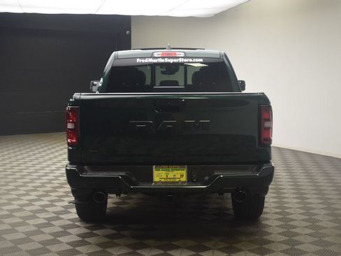 New 2026 RAM 1500 Big Horn AWD/4WD image 12