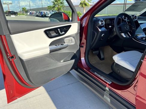 New 2026 Mercedes-Benz GLC 300 image 14