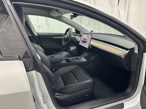 Used 2023 Tesla Model 3 Standard Range image 55