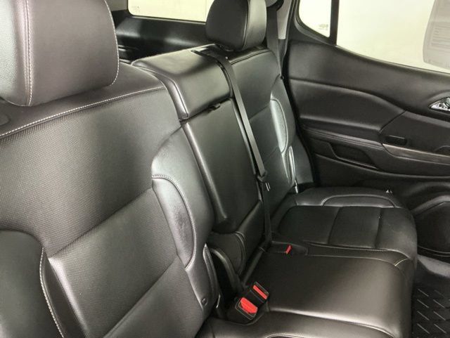 Used 2023 GMC Acadia SLT AWD/4WD image 20