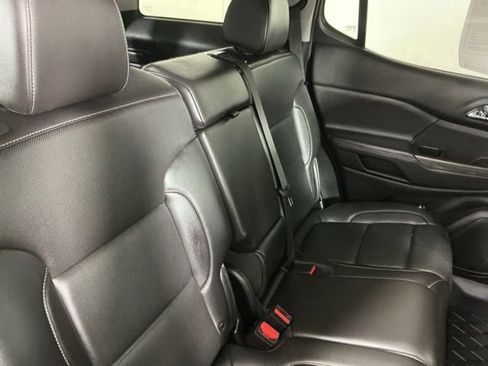 Used 2023 GMC Acadia SLT AWD/4WD image 20