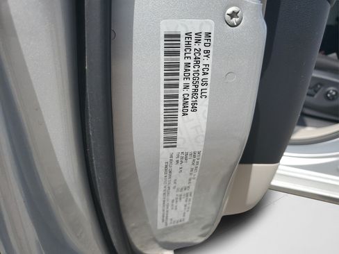 Used 2023 Chrysler Voyager LX FWD image 25