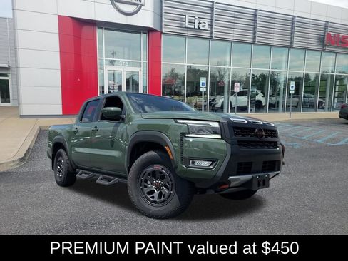 Certified 2025 Nissan Frontier PRO-4X AWD/4WD image 3
