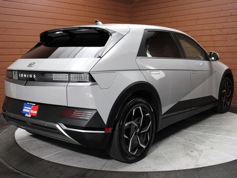 Used 2024 Hyundai Ioniq 5 SEL image 20