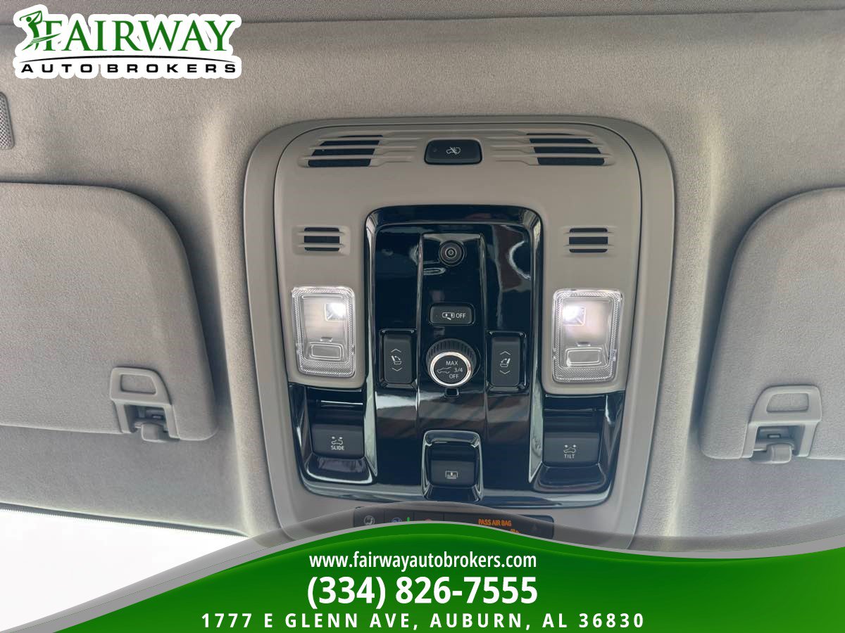 Used 2026 Cadillac Escalade Platinum Sport w/ LPO, ONYX Package AWD/4WD image 26