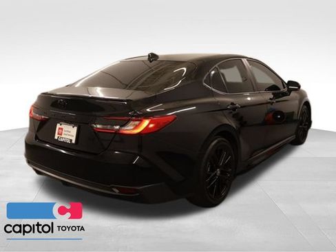 Used 2026 Toyota Camry SE w/ Convenience Package AWD/4WD image 2
