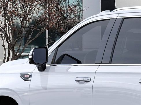 New 2026 GMC Yukon Denali w/ Sun & Power Step Package image 12