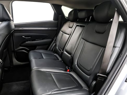 Used 2023 Hyundai Tucson Limited w/ Cargo Package image 9