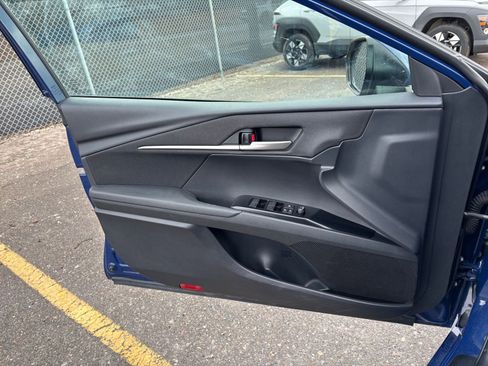 Used 2025 Toyota Camry LE image 20