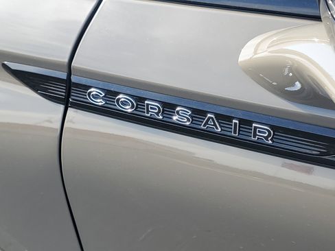 New 2026 Lincoln Corsair Reserve w/ Jet Appearance Package image 7