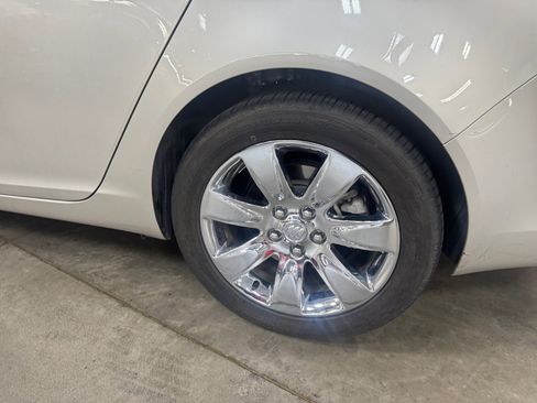 Used 2016 Buick Regal FWD image 26