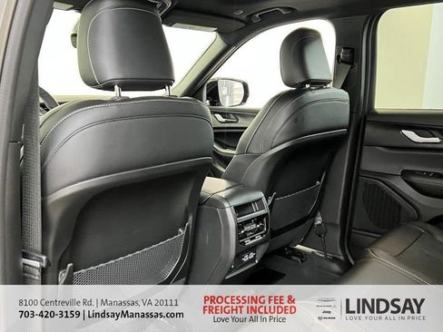 New 2025 Jeep Grand Cherokee Altitude AWD/4WD image 22