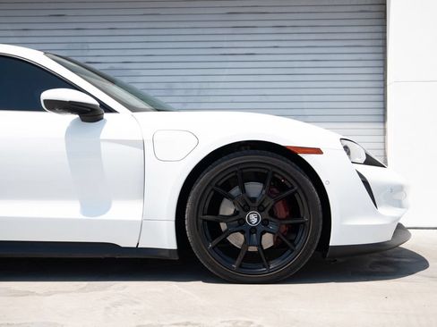Certified 2024 Porsche Taycan RWD image 9