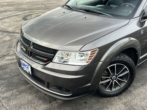Used 2018 Dodge Journey SE w/ Blacktop Package image 8