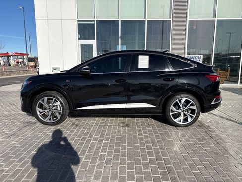 Used 2024 Audi Q4 e-tron Premium Plus image 2